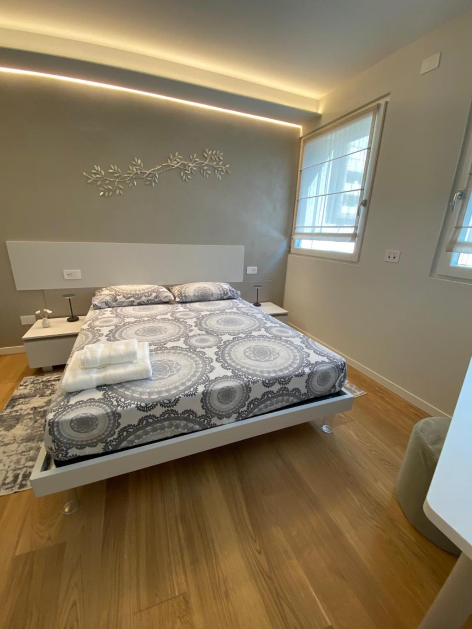 Hz+ Costantini Apartment Порденоне Екстериор снимка