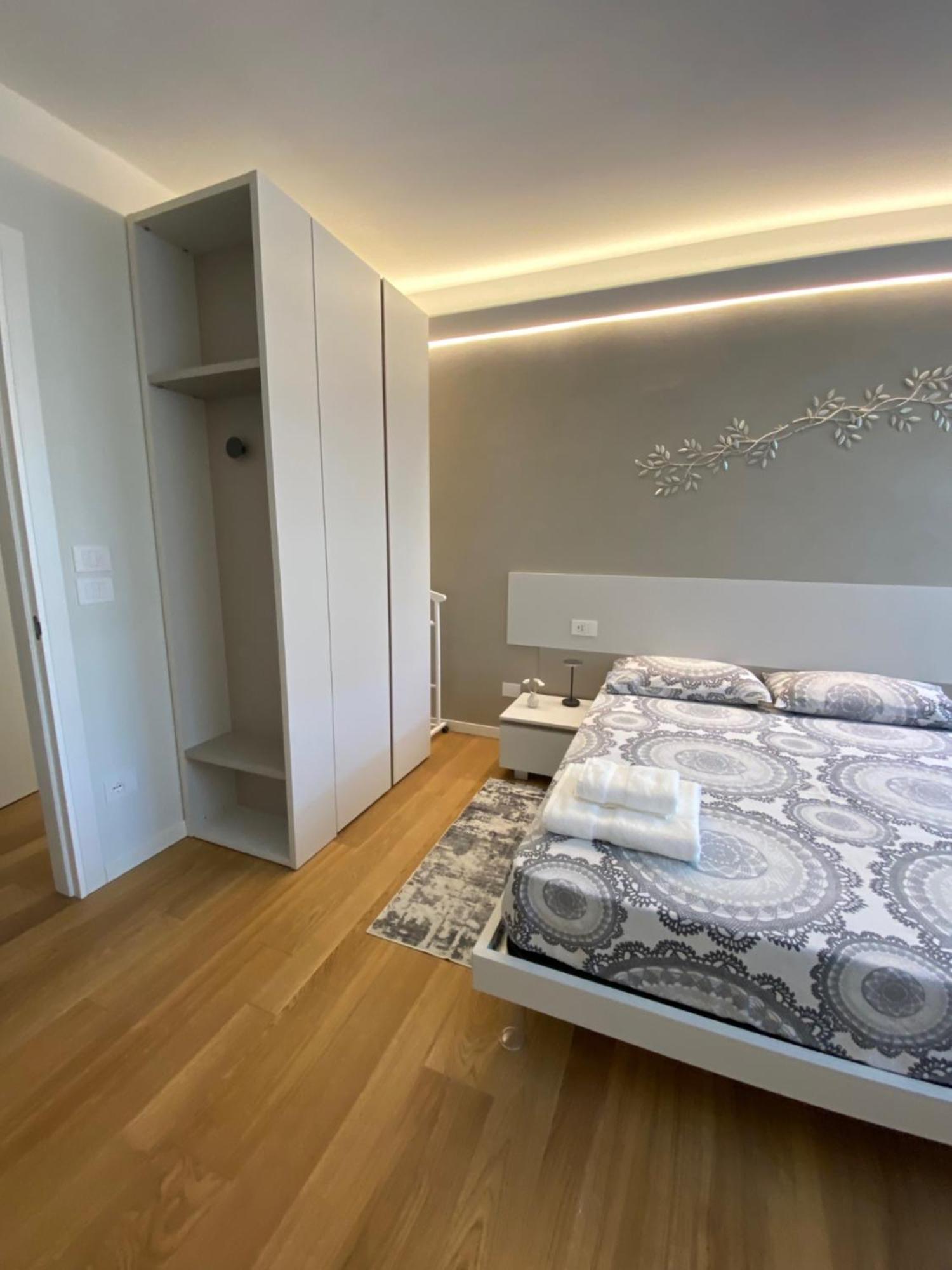 Hz+ Costantini Apartment Порденоне Екстериор снимка